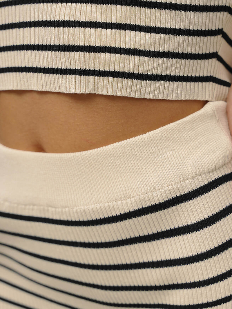 Ženski komplet bež/crna - top i suknja OZONEE O/CH5801