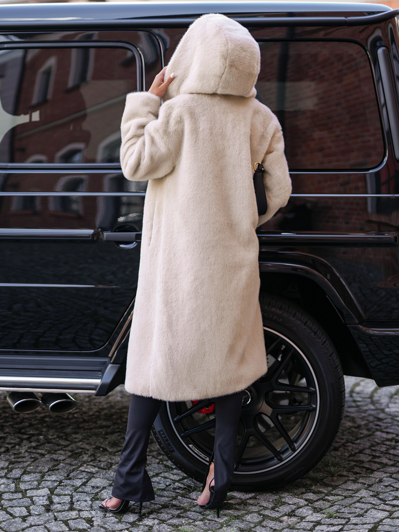 Ženska zimska jakna od krzna bež OZONEE JS/11Z8250